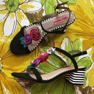 Betsey Johnson Andey Dress Sandals